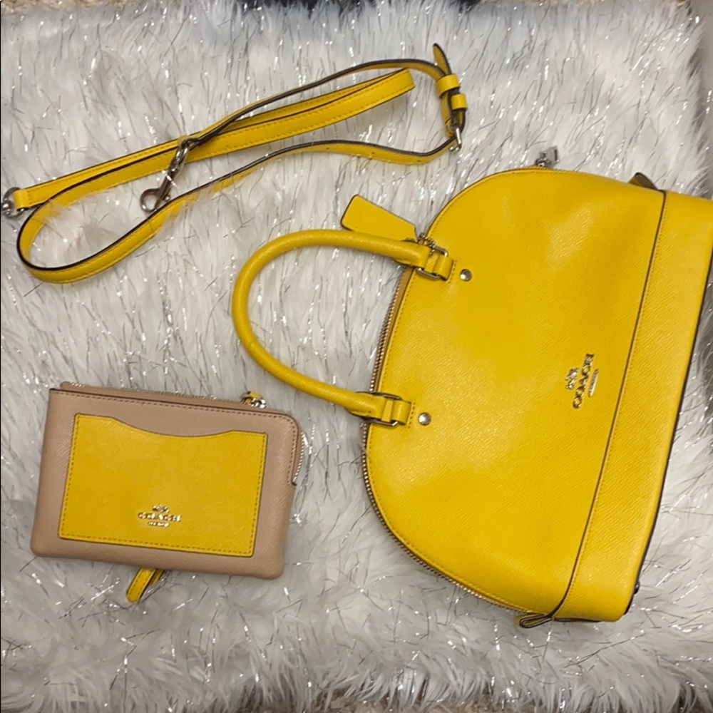 Authentic ‘Coach’